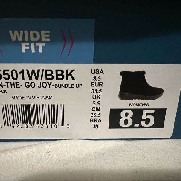 Black Skechers Warm Boots - Picture 5 of 8